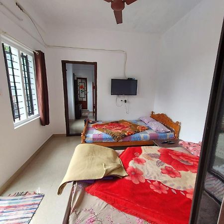 Greenpepperhomestay Munnar Anaviratty Exterior photo