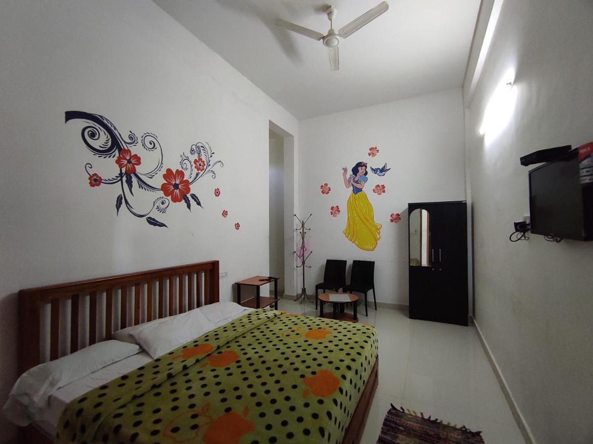 Greenpepperhomestay Munnar Anaviratty Exterior photo