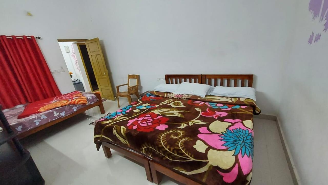 Greenpepperhomestay Munnar Anaviratty Exterior photo