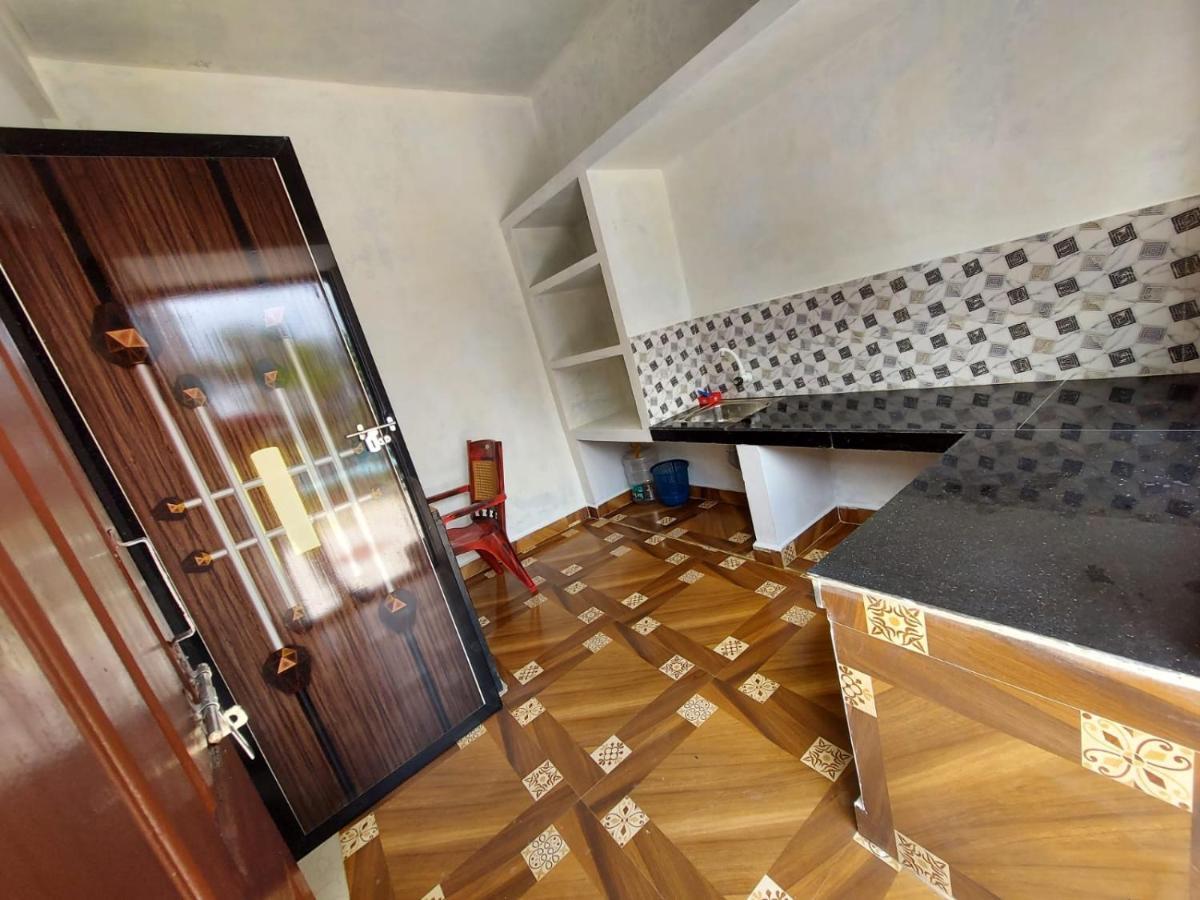 Greenpepperhomestay Munnar Anaviratty Exterior photo